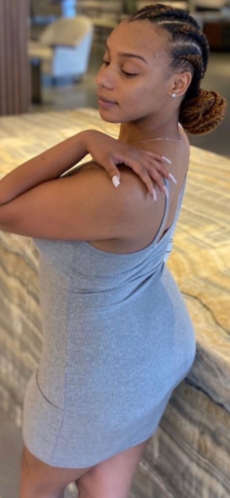 Foto di nudo di fuga di OnlyFans di Baby