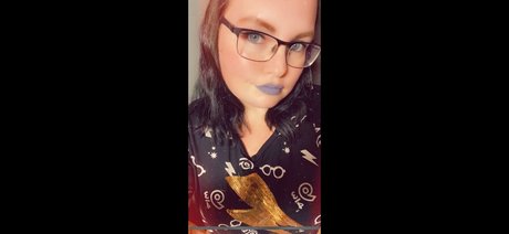 Naken läckt OnlyFans-bild av Marina