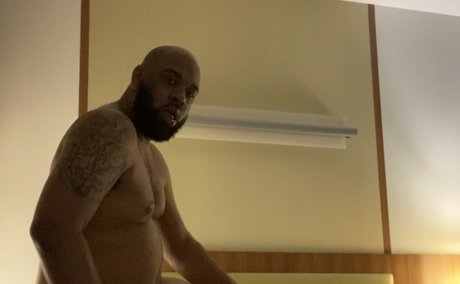 Nahá fotka uniklých OnlyFans od Papabear