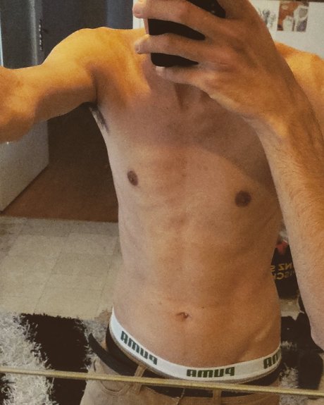 Nahá fotka uniklých OnlyFans od Peter