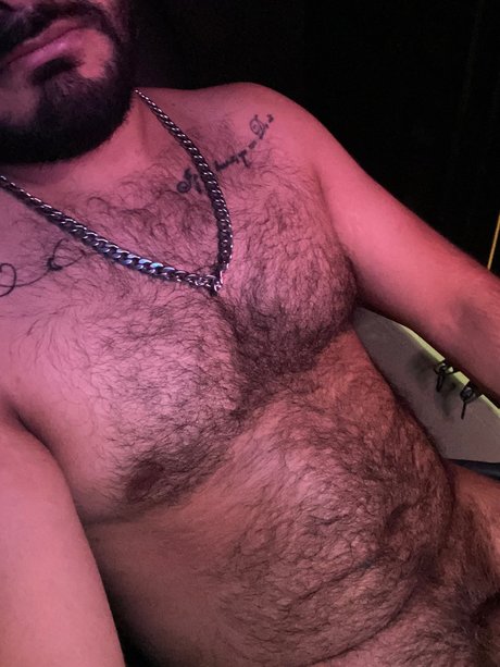 Alasti lekkinud OnlyFans-i pilt Rkrdo