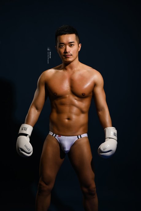 Обнаженная фотография утечки OnlyFans от Peisuky