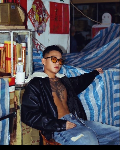 Naken lekkede OnlyFans-bilde av    