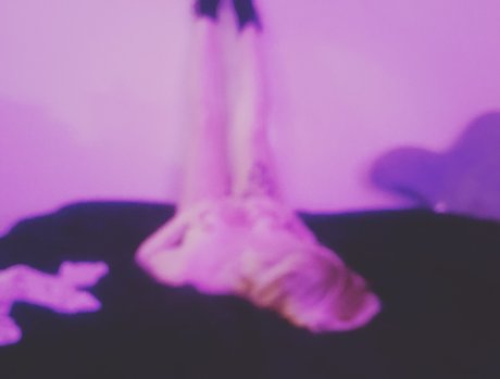 Nacktes geleaktes OnlyFans-Foto von Daddys Cherrybomb 