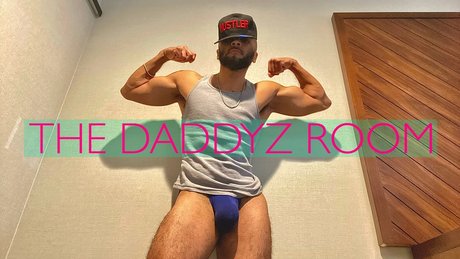 Nacktes geleaktes OnlyFans-Foto von Daddyzroom