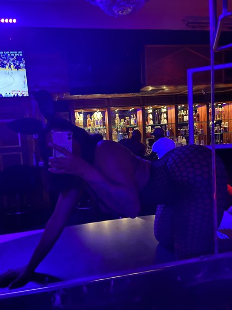 Naken lekkede OnlyFans-bilde av Nico