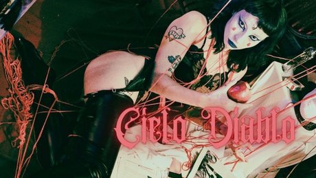 Foto di nudo di fuga di OnlyFans di Cielo