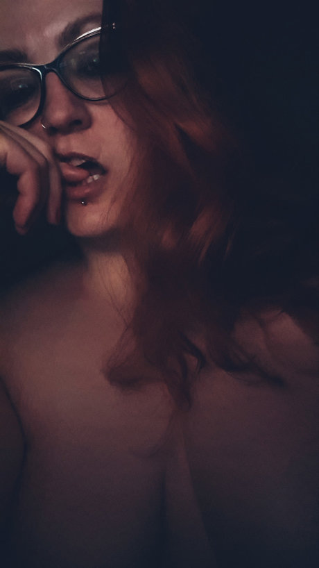 Обнаженная фотография утечки OnlyFans от Phoenix