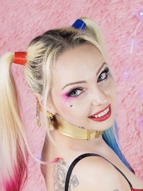 Naken lekkede OnlyFans-bilde av Plharleyquinn