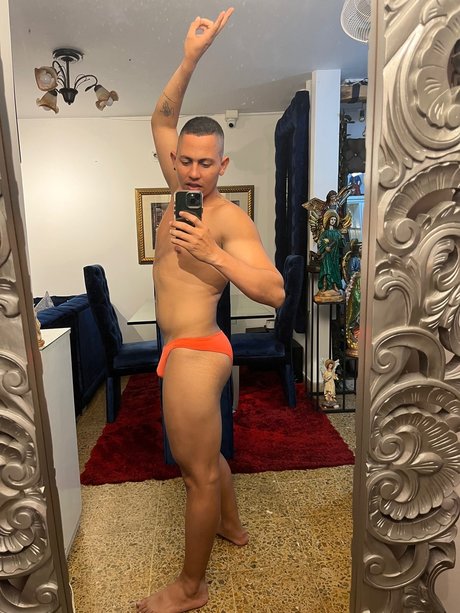 Foto di nudo di fuga di OnlyFans di Andrs Felipe Garca Flrez