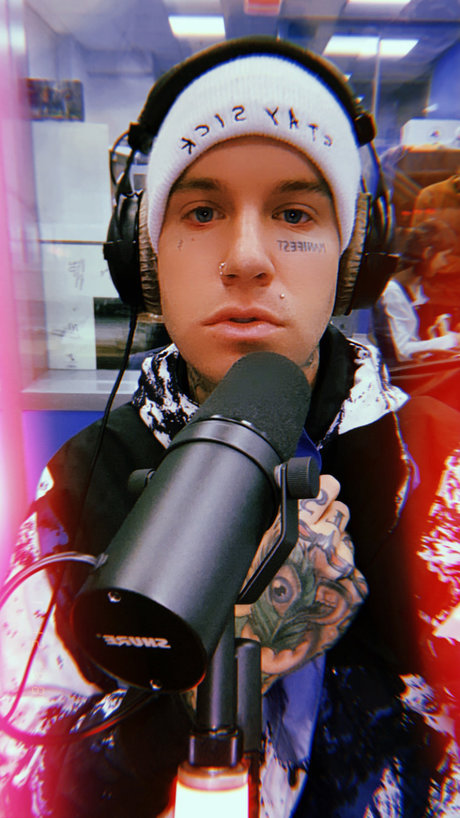 Naakte gelekte OnlyFans-foto van Chris Fronzak