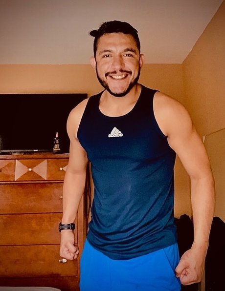 Foto di nudo di fuga di OnlyFans di Danielestebanxx