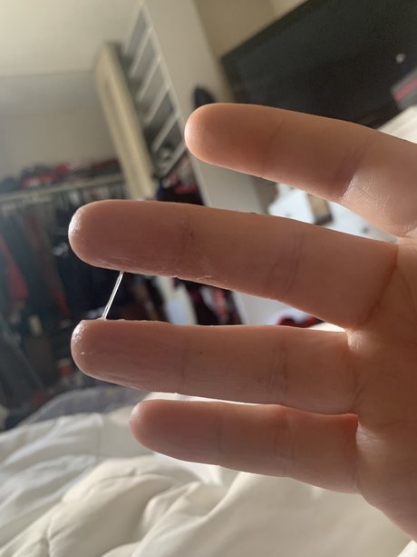 Nacktes geleaktes OnlyFans-Foto von Cry Baby