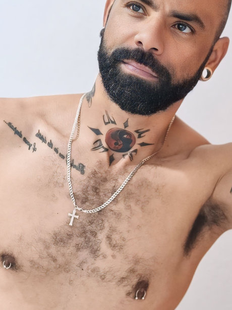 Alasti lekkinud OnlyFans-i pilt Copolaxxxbr