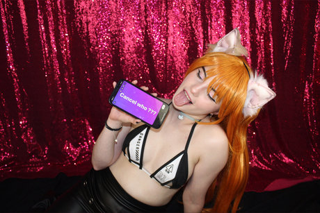 Nacktes geleaktes OnlyFans-Foto von Deraguff Mia