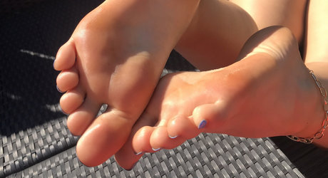 Nacktes geleaktes OnlyFans-Foto von Daisy 