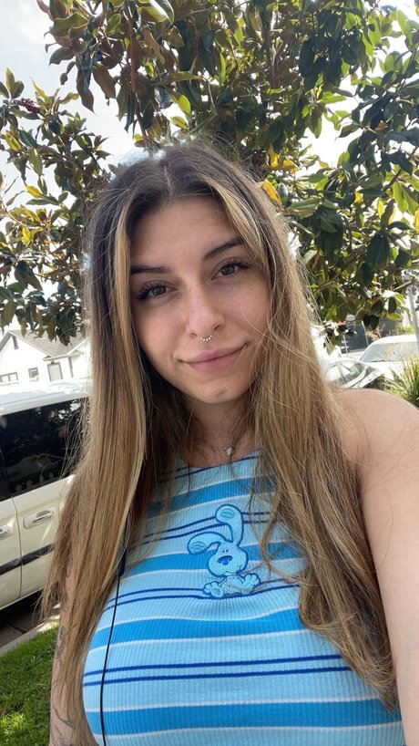 OnlyFans-model Chloe Kreams No Ppv Hairy Pussy Sextapes