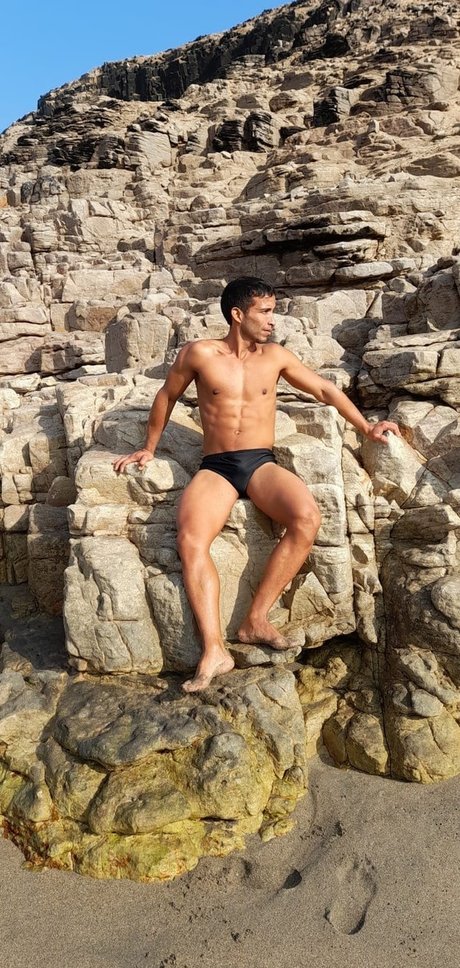 Обнаженная фотография утечки OnlyFans от Fernando Esteban