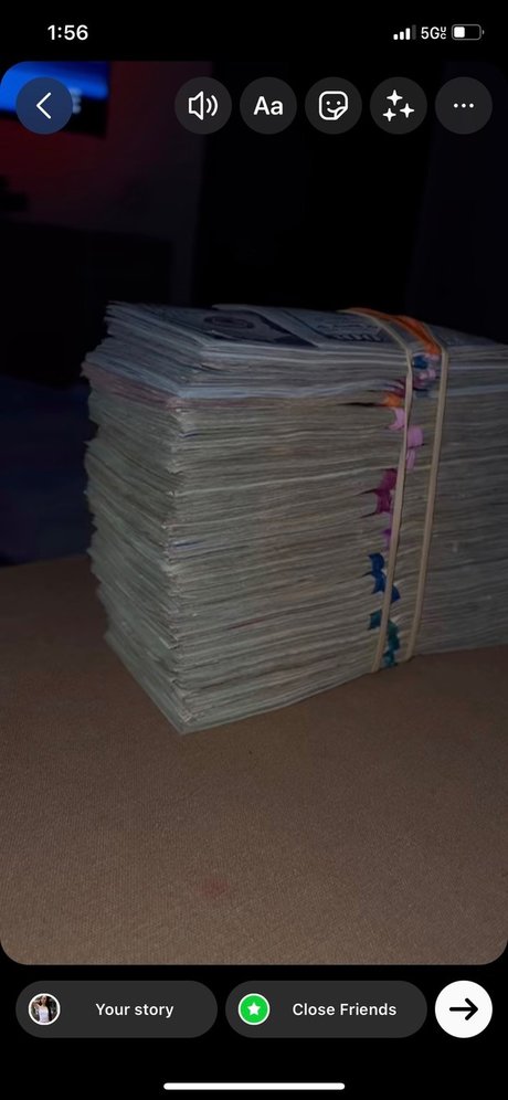 Naken lekkede OnlyFans-bilde av Baddestforeign