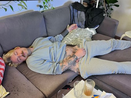 Pokemelucy naked leaks OnlyFans pic