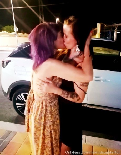 Nahá fotka uniklých OnlyFans od Funwithu