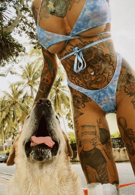 Naakte gelekte OnlyFans-foto van Bantikboy