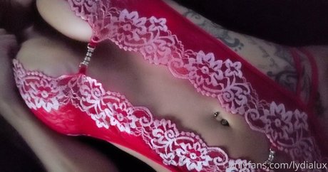 Обнаженная фотография утечки OnlyFans от Lydialuxyfree