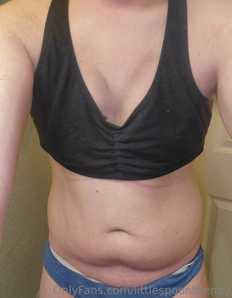 Alasti lekkinud OnlyFans-i pilt Littlespoonbrendy