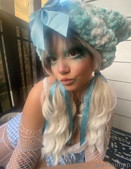 Naken lekkede OnlyFans-bilde av Plantsimpp