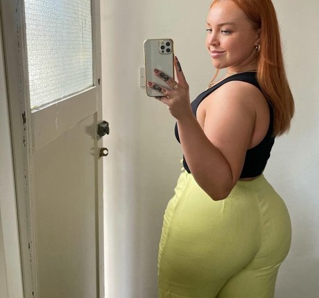 Nacktes geleaktes OnlyFans-Foto von Paradisemegan