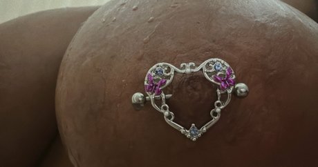 Foto di nudo di fuga di OnlyFans di Tattooedmimi