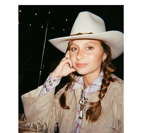 Nahá fotka uniklých OnlyFans od Aly Michalka