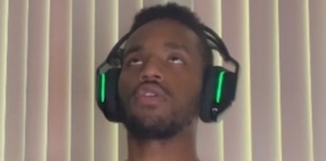 Alasti lekkinud OnlyFans-i pilt Chris Vacher