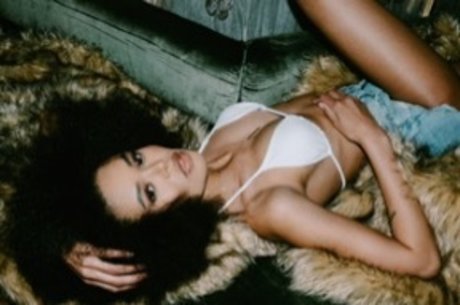 Foto di nudo di fuga di OnlyFans di Chinagolden