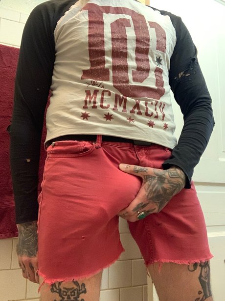 Naken lekkede OnlyFans-bilde av Sirwilliamcutter