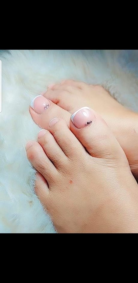 Обнаженная фотография утечки OnlyFans от Primavera  Otoo