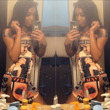 Nahá fotka uniklých OnlyFans od Kammys World