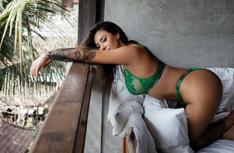 Foto desnuda filtrada de OnlyFans de Elisa Wilson