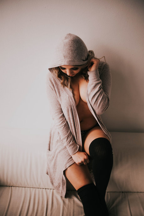 Alasti lekkinud OnlyFans-i pilt Demi Nicole