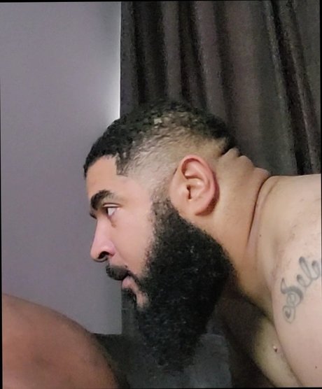 Nahá fotka uniklých OnlyFans od Schwackman