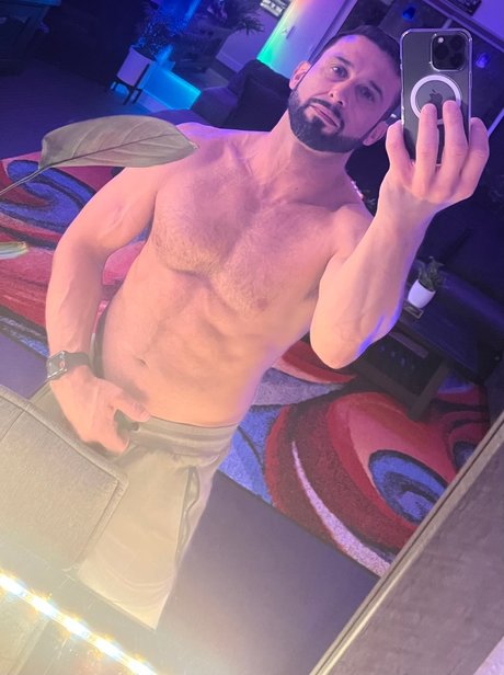 Naken läckt OnlyFans-bild av Diegovena