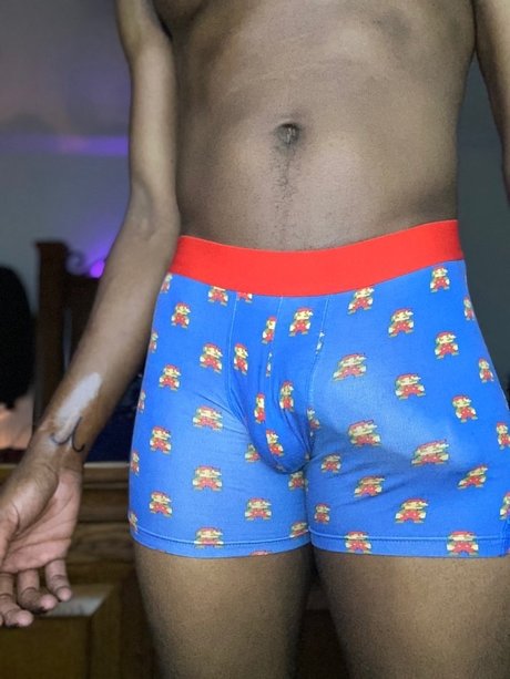 OnlyFans-model Coco Love 