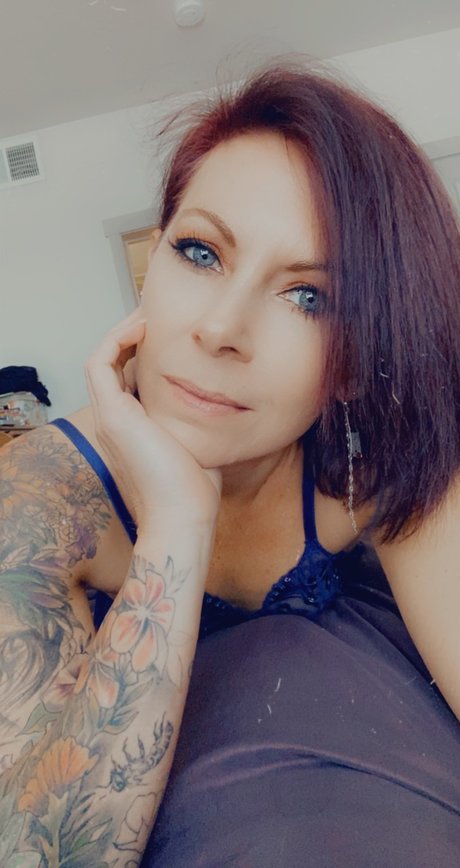 Alasti lekkinud OnlyFans-i pilt Diana