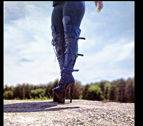 Nacktes geleaktes OnlyFans-Foto von Misssonya