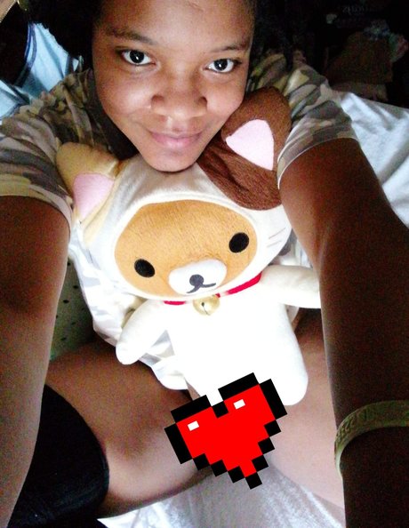 Naken läckt OnlyFans-bild av Ebonybeary