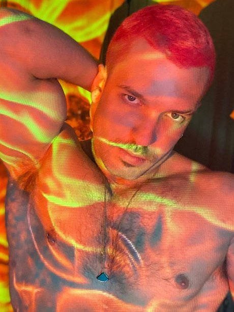 Foto di nudo di fuga di OnlyFans di Quente 