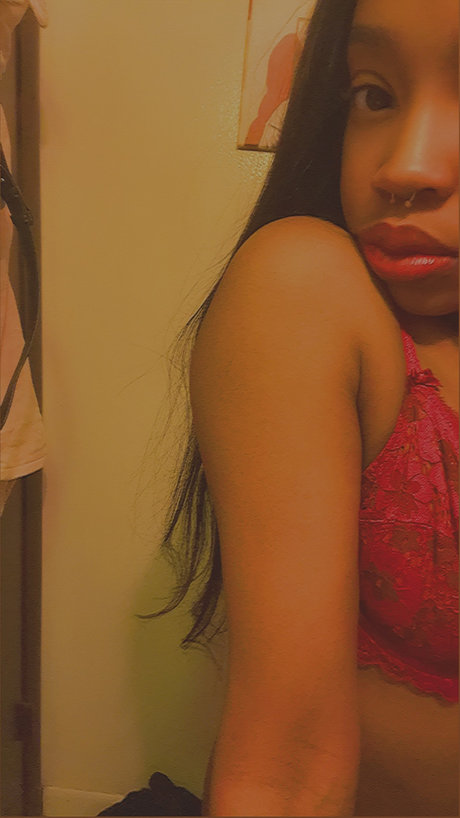 Обнаженная фотография утечки OnlyFans от Queenvonna