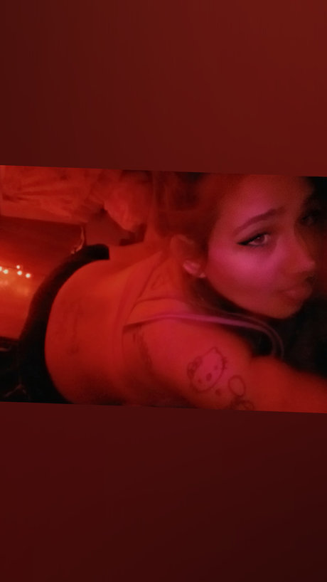 Photo nue de fuite OnlyFans de Juicytits34