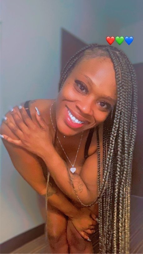 Leoshia Waire OnlyFans泄露裸照