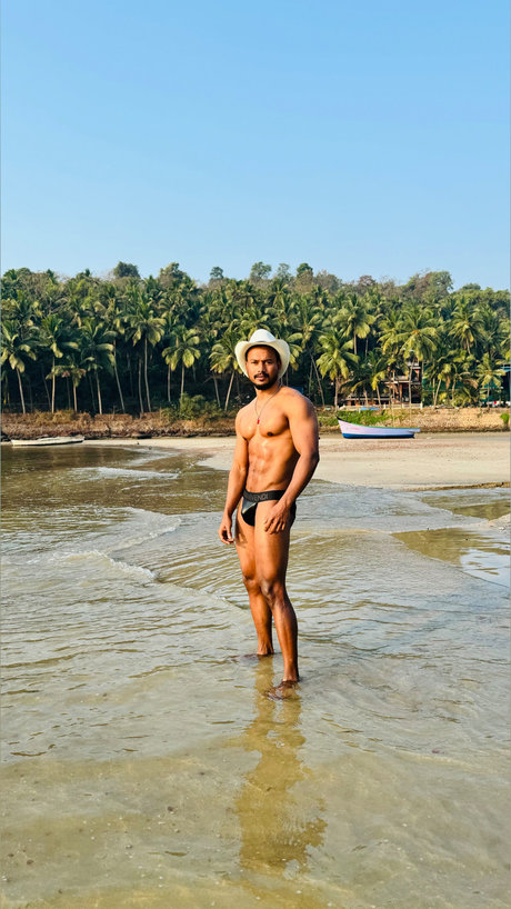 Nacktes geleaktes OnlyFans-Foto von Fitnessboy